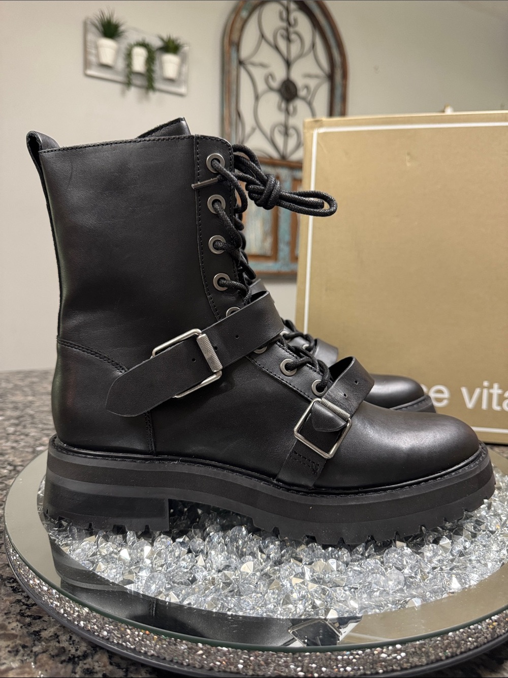 Dolce Vita Black leather Lug Sole Lace-Up Buckle moto combat Boots NEW 10